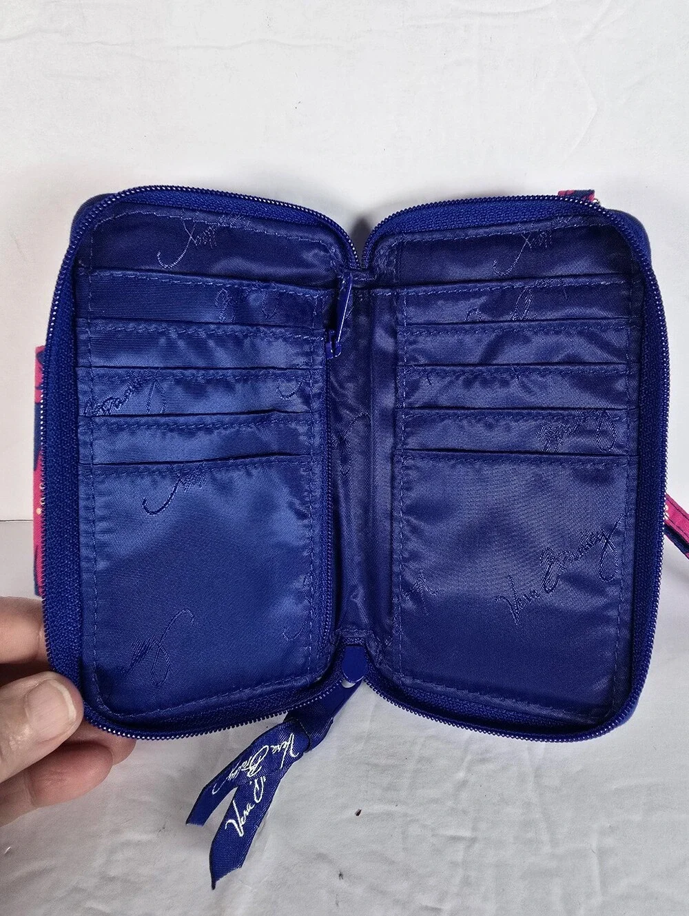 NWOT Vera Bradley Quilted Smartphone Wristlet Wallet Art Poppies Blue/Pink